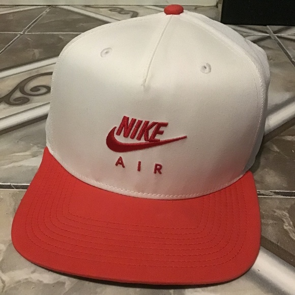 Nike Air hat - Picture 1 of 4